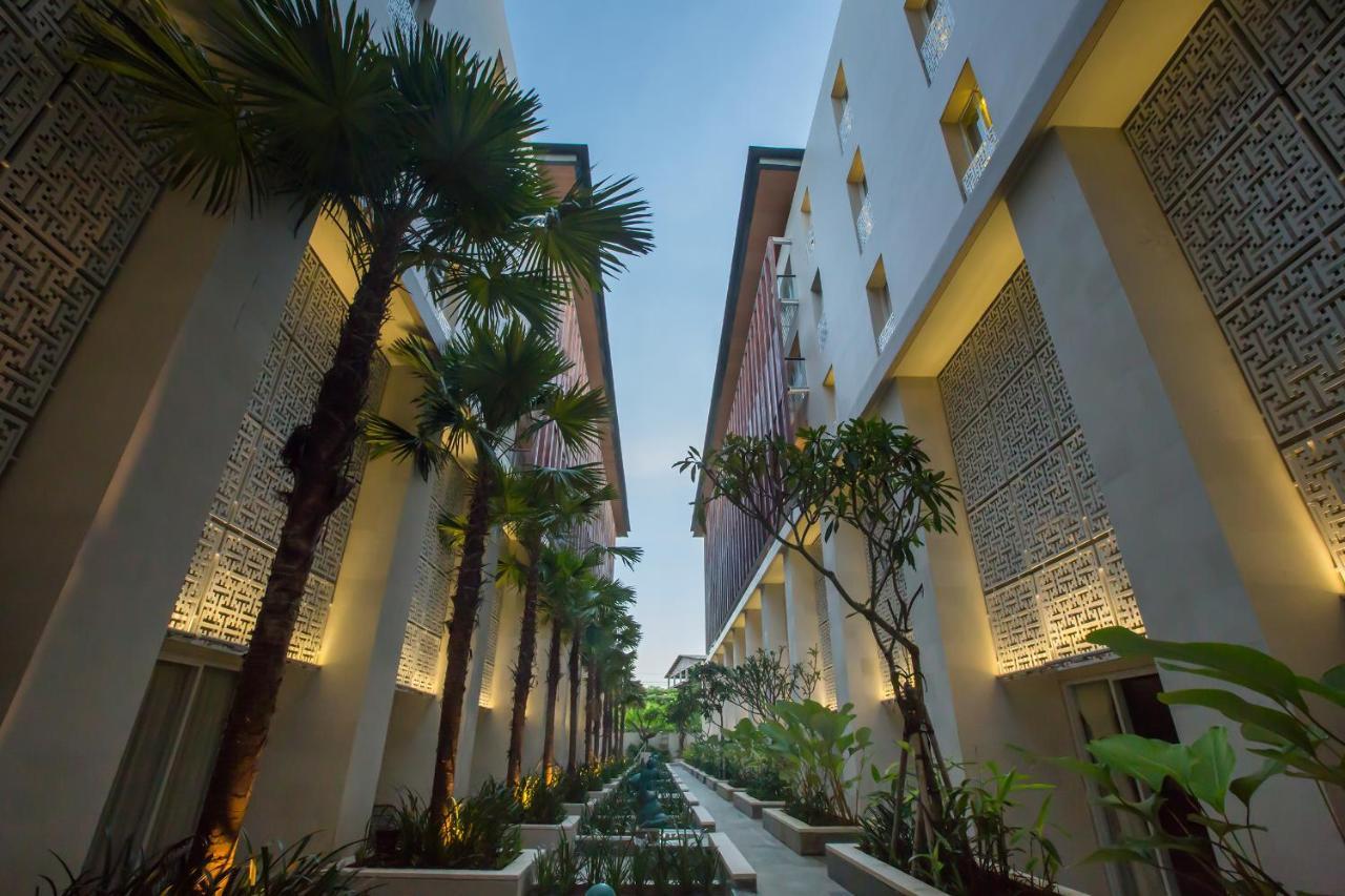 Bali Paragon Resort Hotel Jimbaran  Exterior photo